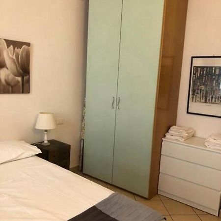 Living In Centro Storico Apartment Firenze Bagian luar foto