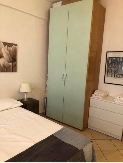 Living In Centro Storico Apartment Firenze Bagian luar foto