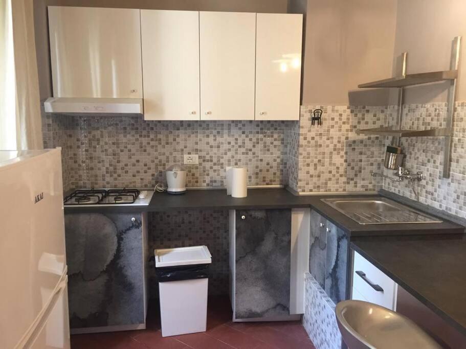 Living In Centro Storico Apartment Firenze Bagian luar foto