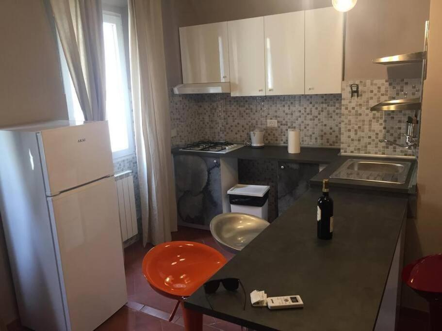 Living In Centro Storico Apartment Firenze Bagian luar foto